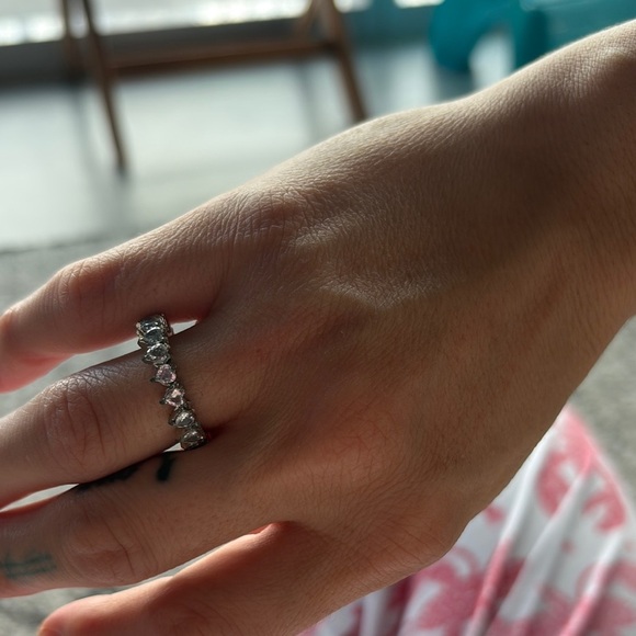 Silver Women's Ring with heart shaped gemstones Eternity design - Picture 14 of 15